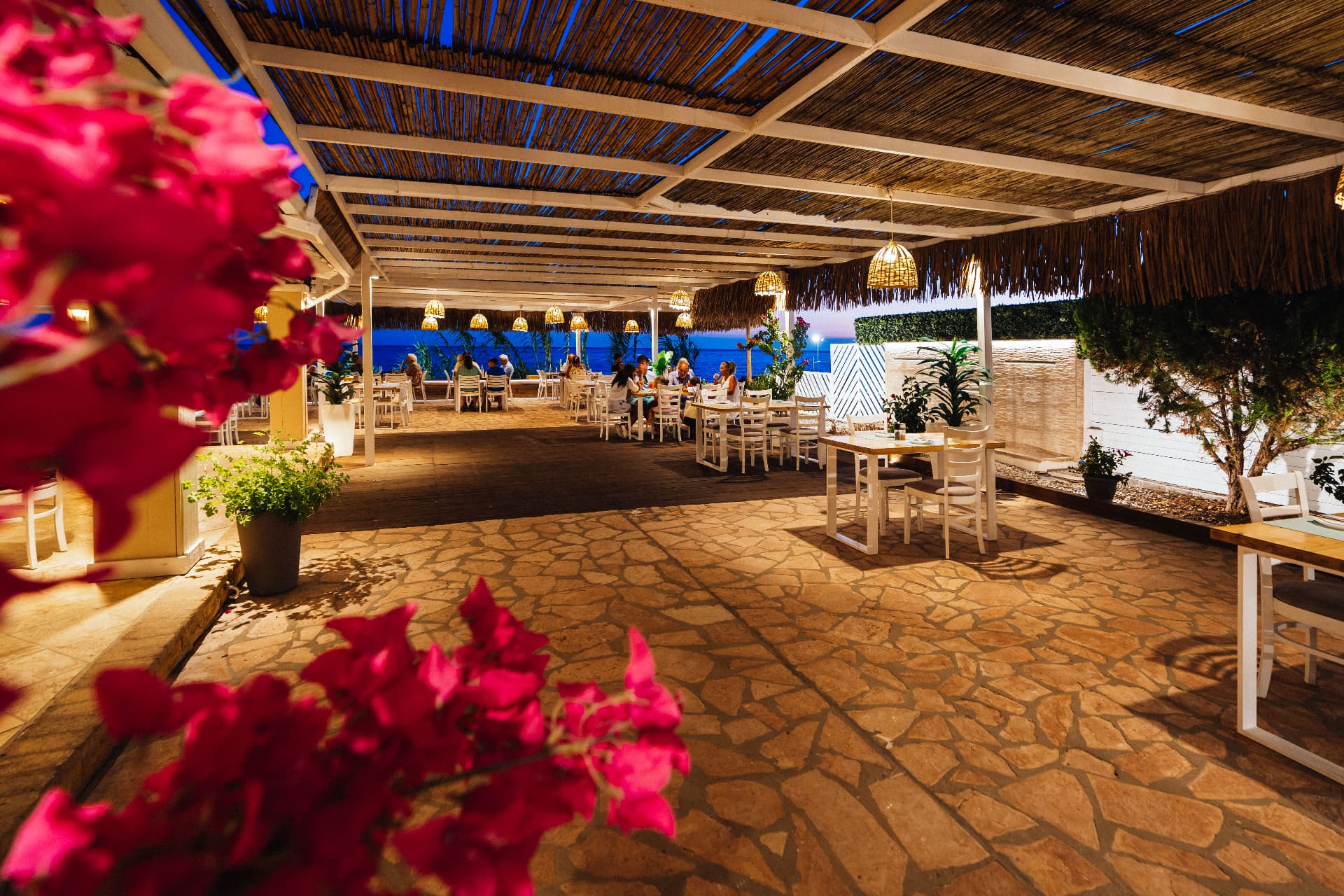 Seaside restaurant — flavour and atmosphere